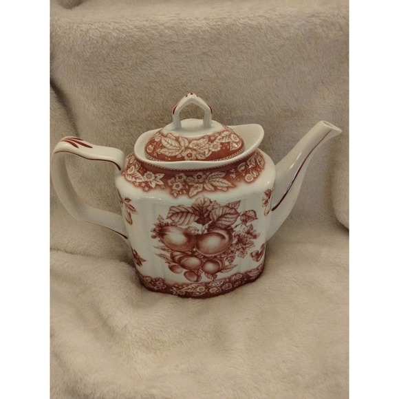 Godinger Other - Godinger Porcelain Pear Pink White Teapot
